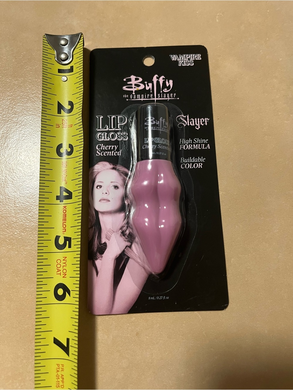 NWT Buffy The Vampire Slayer Lip Gloss & Heart Lip Balm Keychain Duo Set - Picture 8 of 10
